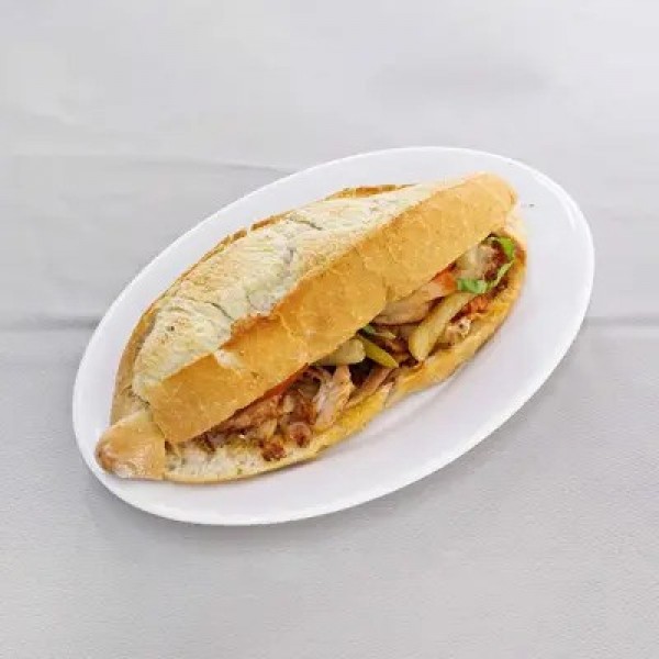 Ekmek Arası Tavuk Döner Menü Ekmek Arası Tavuk Döner (Marul, domates, soğan. Yoğurt sos, pul biber, biber turşusu, ketçap ile) + Patates Kızartması + İçecek