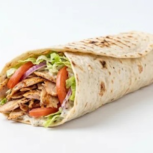 Lavaş Tavuk Döner (60 g), domates, soğan, marul ile