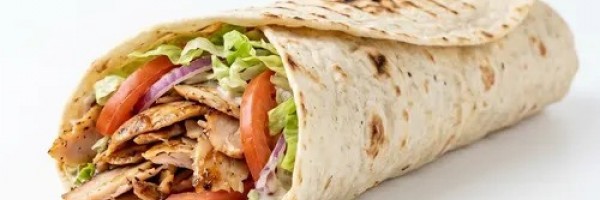 Lavaş Tavuk Döner (60 g), domates, soğan, marul ile