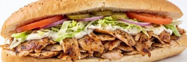 Ekmek Arası Tavuk Döner ( 60gr.) Domates, Soğan, Marul ile