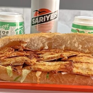 Ekmek Arası Tavuk Döner ( 80gr )  Turşu, soğan, domatesle