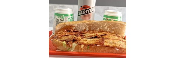 Ekmek Arası Tavuk Döner ( 80gr )  Turşu, soğan, domatesle