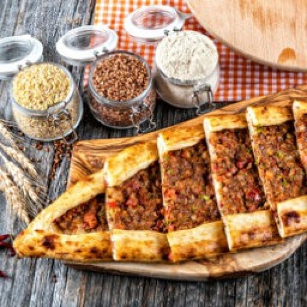 Tuğra Etliekmek, Lahmacun, Döner ( Gaziosmanpaşa )